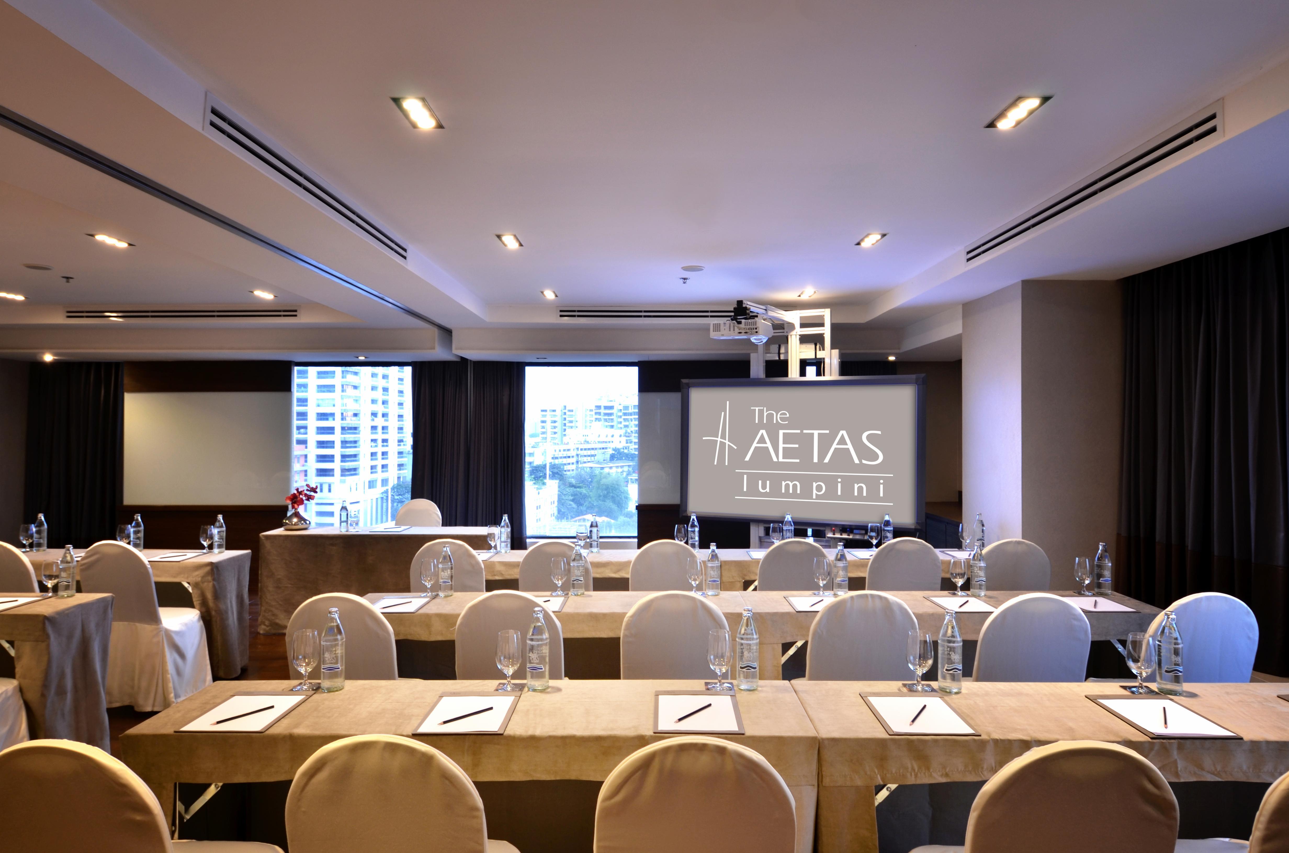 Aetas Lumpini Hotel Bangkok Ngoại thất bức ảnh