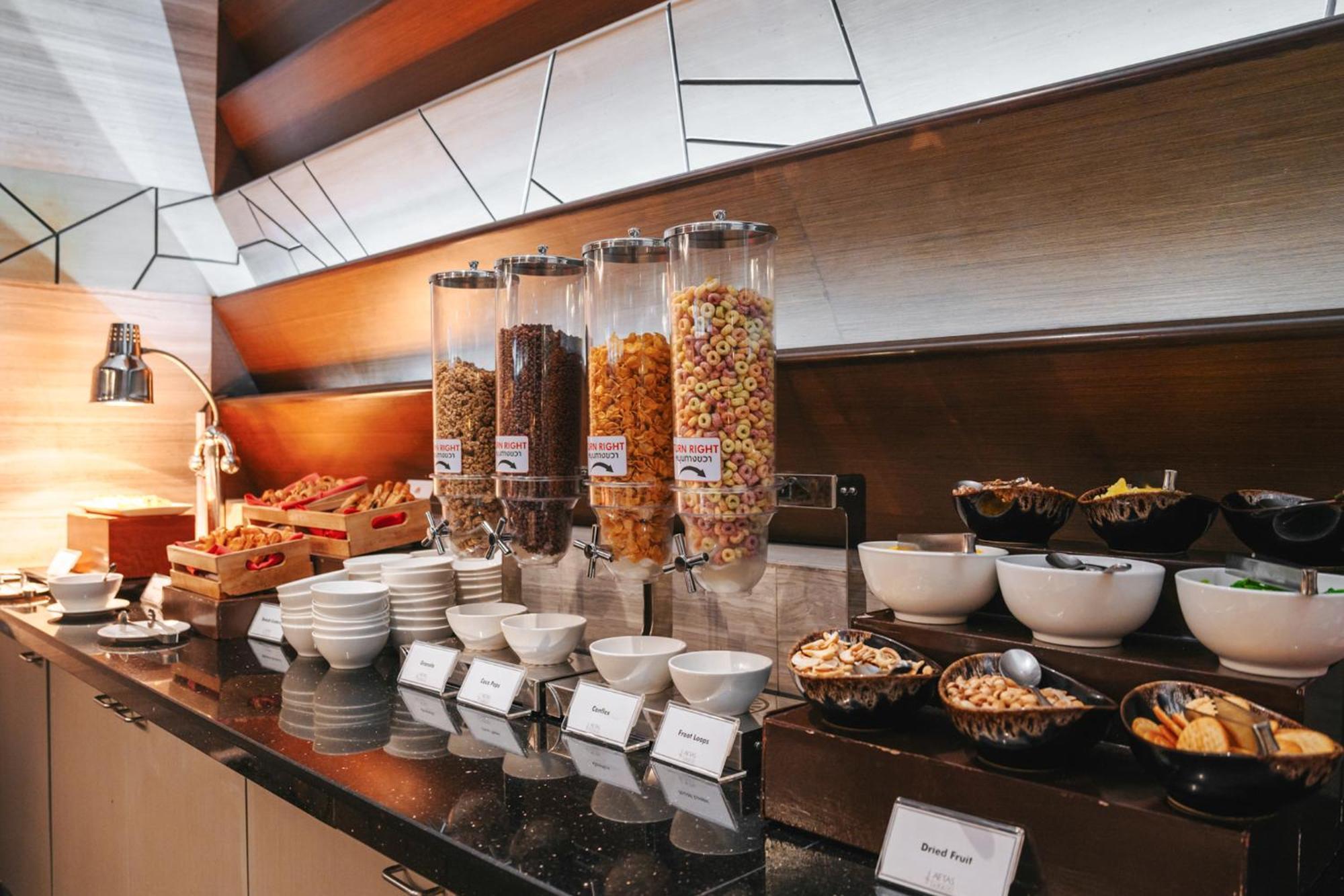 Aetas Lumpini Hotel Bangkok Ngoại thất bức ảnh