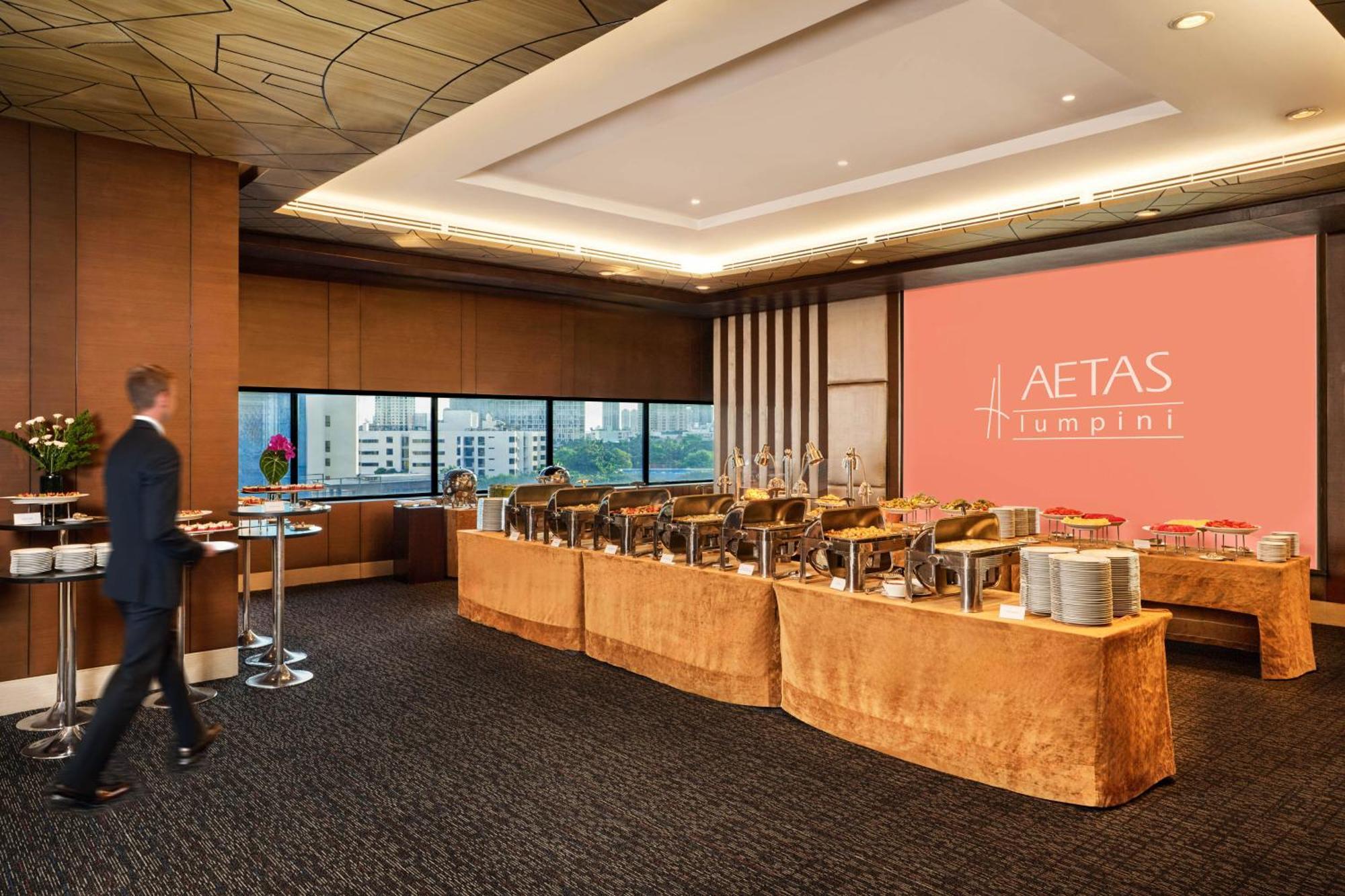 Aetas Lumpini Hotel Bangkok Ngoại thất bức ảnh